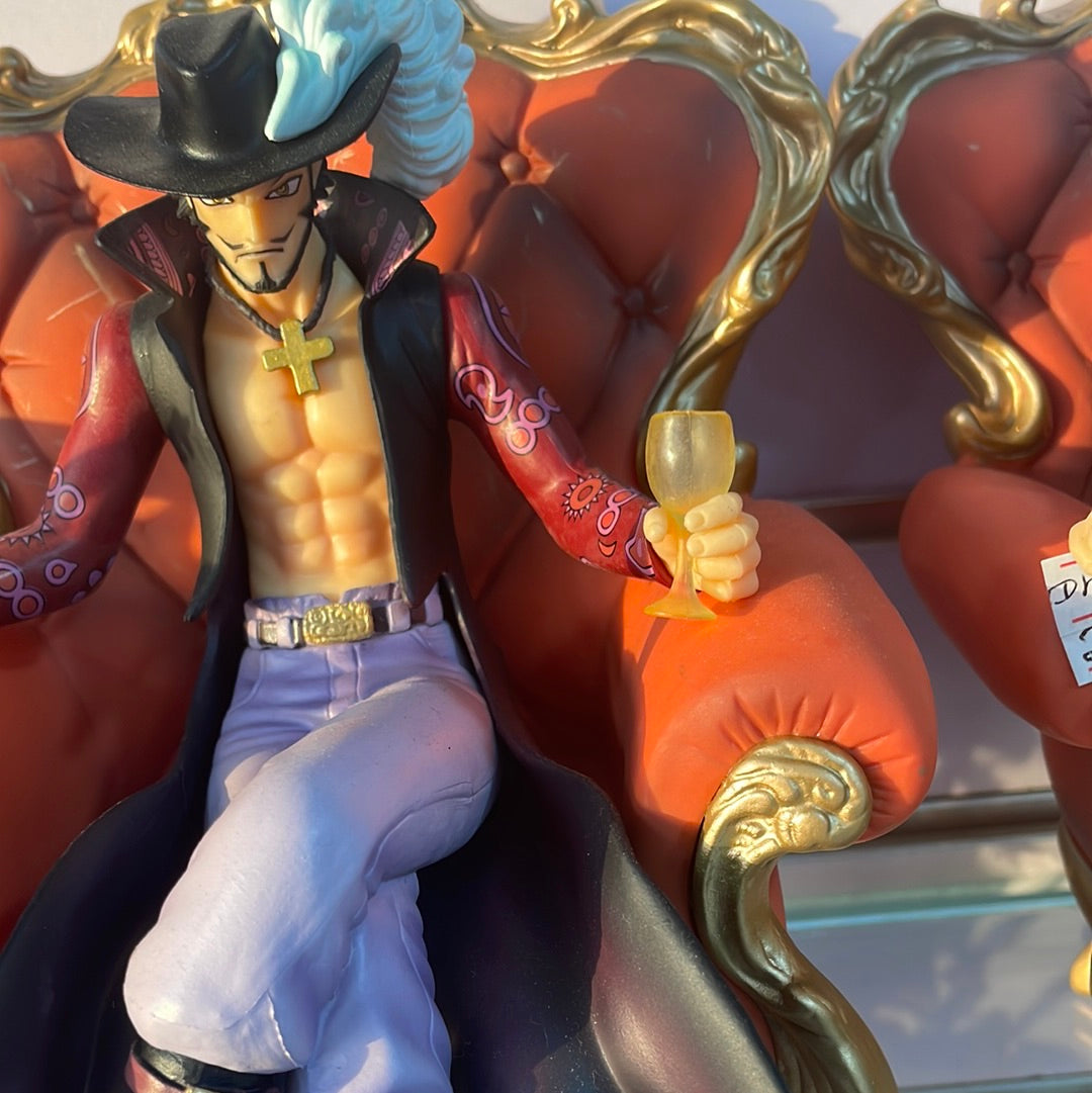 FIGURA DE AÇÃO DRÁCULA MIHAWK - ONE PIECE
