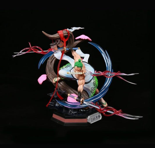 FIGURA DE AÇÃO ZORO LUMINOSA 15cm - ( Pequena )ONE PIECE