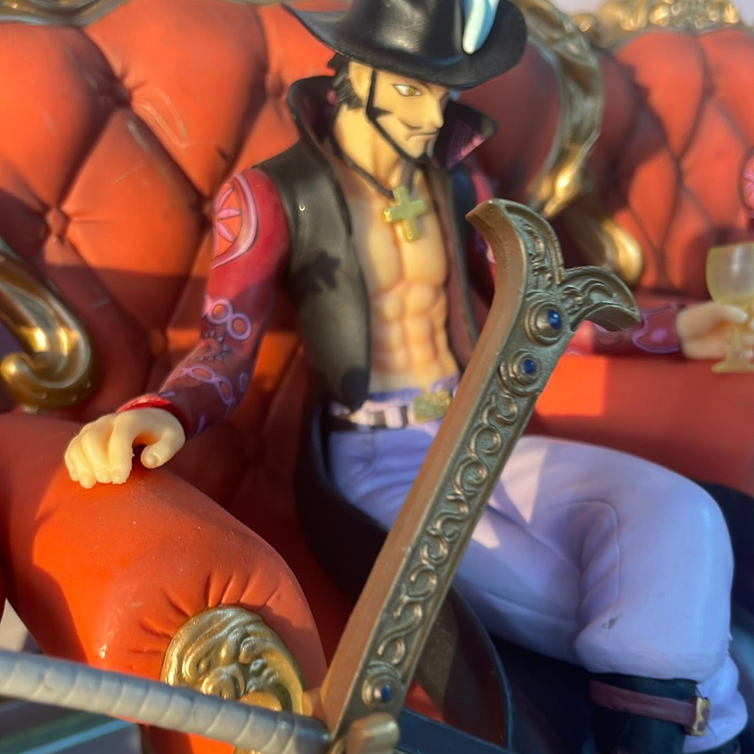 FIGURA DE AÇÃO DRÁCULA MIHAWK - ONE PIECE