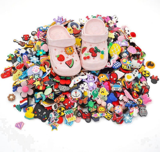 ACESSÓRIOS ENFEITES CROCS -  PINGENTES CHARMS JIBBITZ