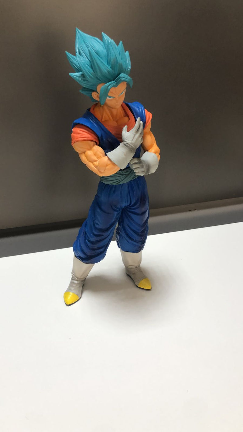 FIGURA DE AÇÃO VEGETA DRAGON BALL 20cm - NOVO