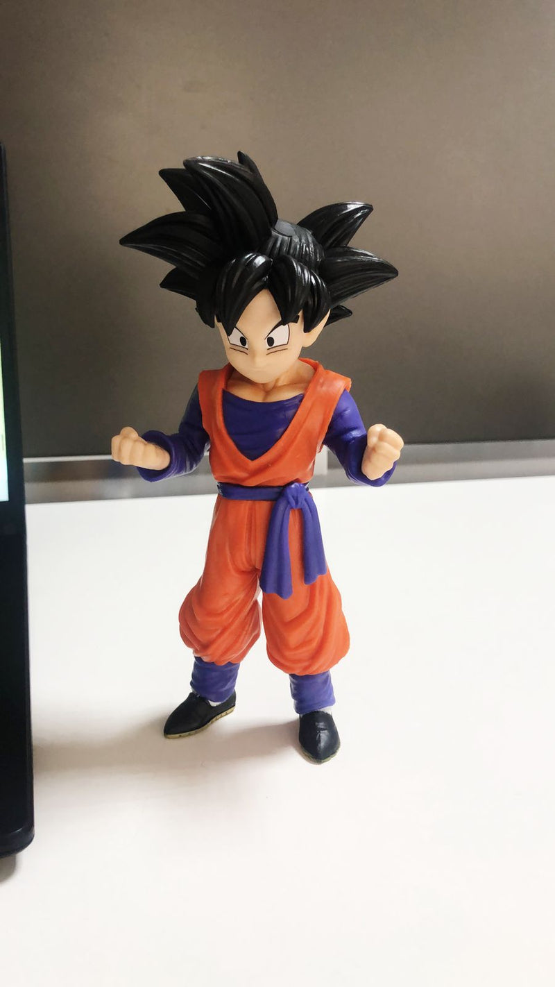 FIGURA DE AÇÃO GOTEN- DRAGON BALL