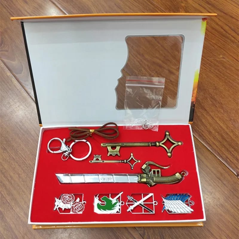 CAIXA COM Acessórios DE LUTA - ATACK ON TITANS