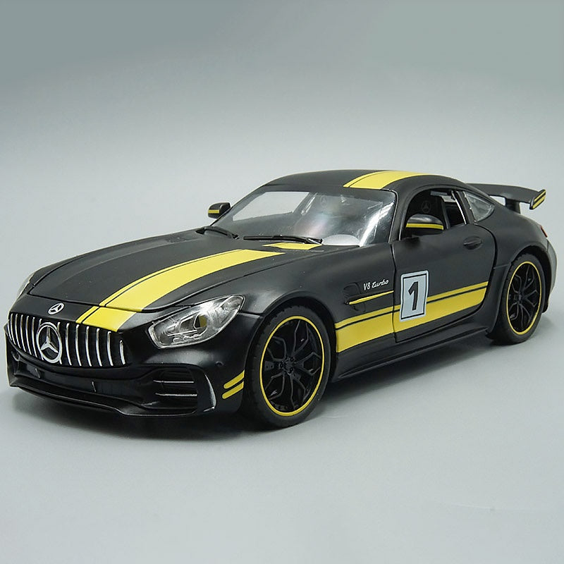 CARRO COLECIONÁVEL  Mercedes-benz AMG GTR  ESCALA 1:24