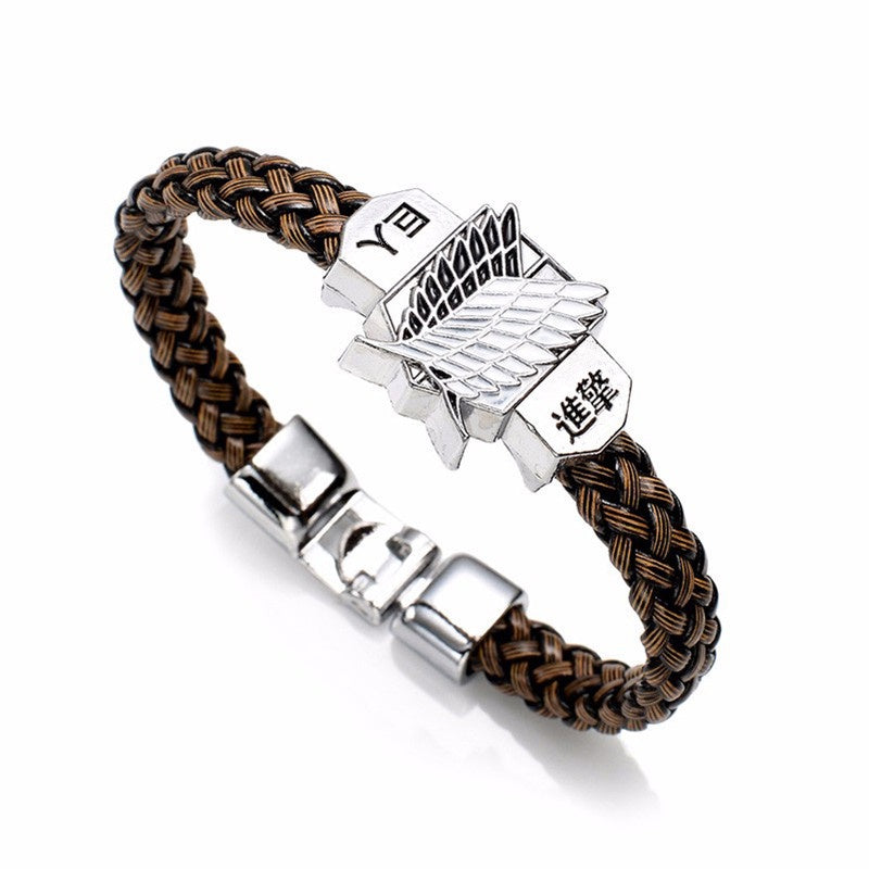 PULSEIRA DE COURO ATTACK ON TITAN