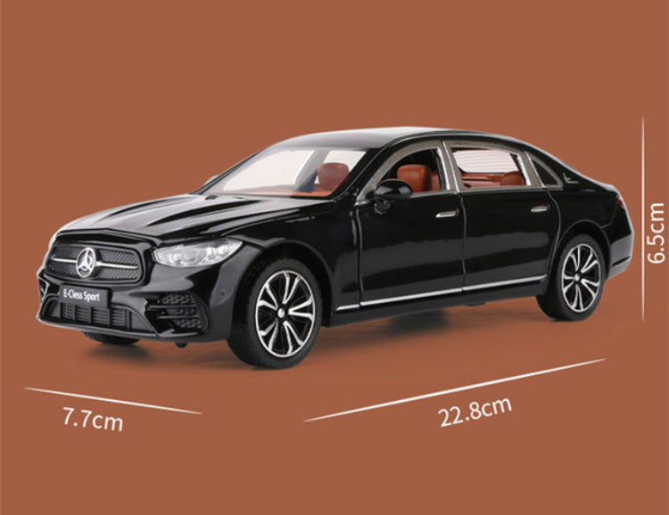 CARRO COLECIONÁVEL MERCEDES-BENZ E300 ESCALA 1:24