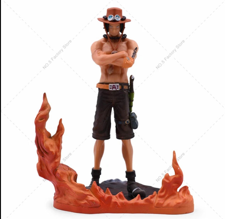 FIGURA DE AÇÃO LUFFY , ACE , SABO - ONE PIECE