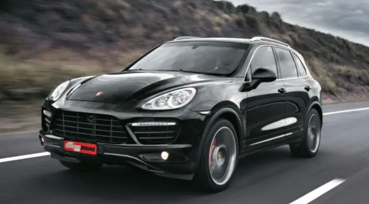 CARRO COLECIONÁVEL PORSCHE CAYENNE TURBO PRETO ESCALA 1:24