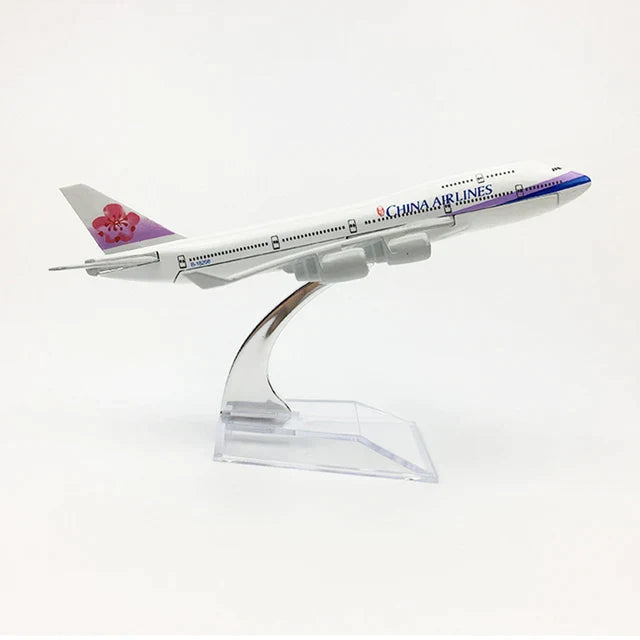 AVIÃO COLECIONÁVEL BOEING CHINA AIRLINES A380 ESCALA 16 cm