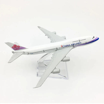AVIÃO COLECIONÁVEL BOEING CHINA AIRLINES A320 ESCALA 20 cm