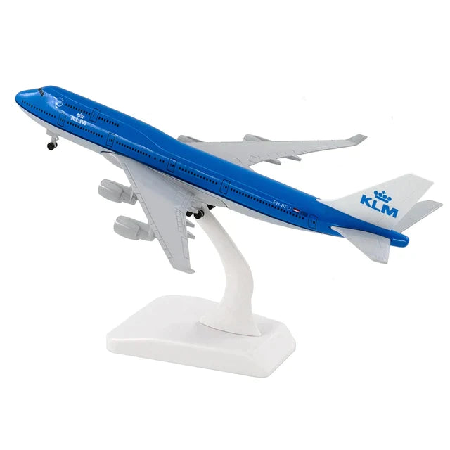 AVIÃO COLECIONÁVEL KLM A380 ESCALA 16 cm