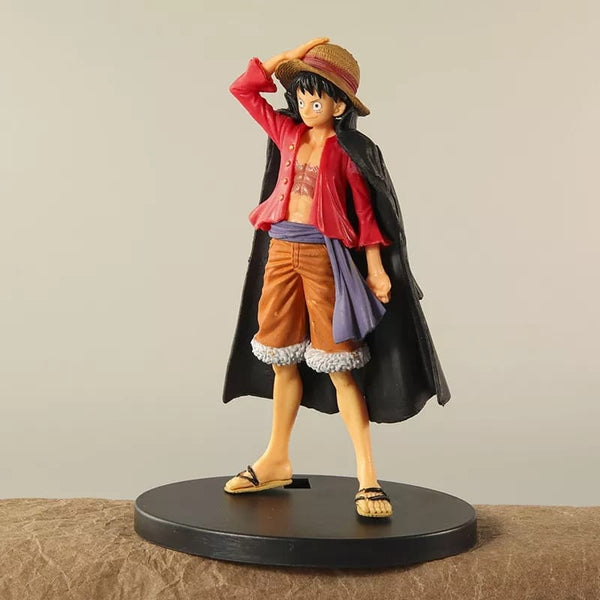 FIGURA DE AÇÃO LUFFY CAPA(MÉDIO)- ONE PIECE