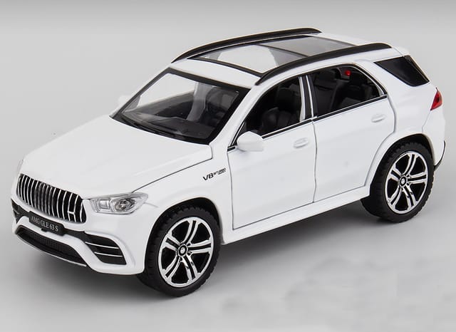 CARRO COLECIONAVEL MERCEDES-BENZ GLS 63 ESCALA  1:24