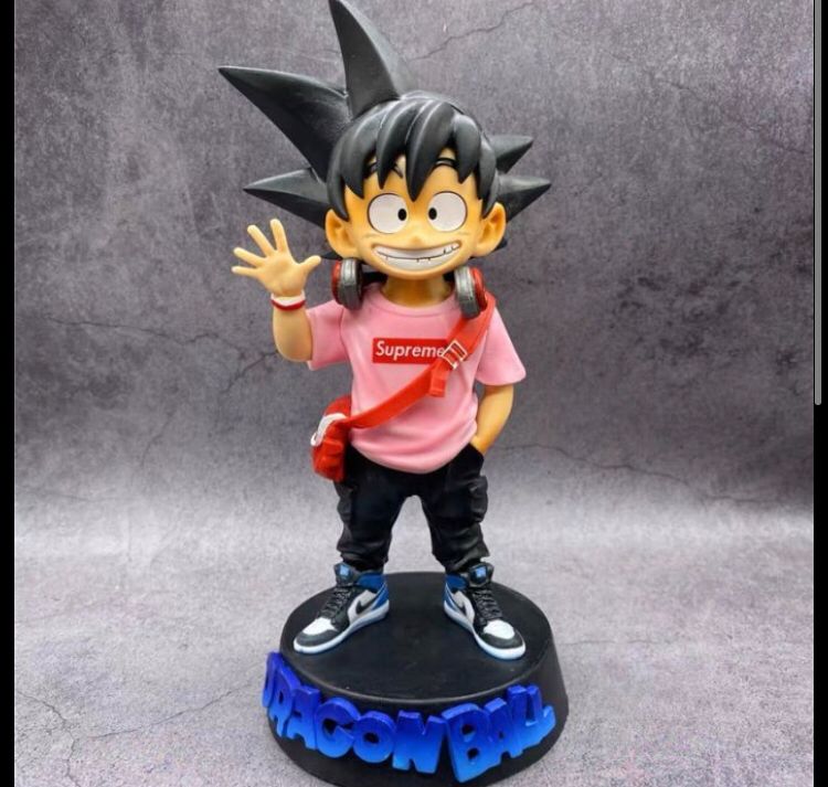 FIGURA DE AÇÃO GOKU MODO JUVENIL - DRAGON BALL