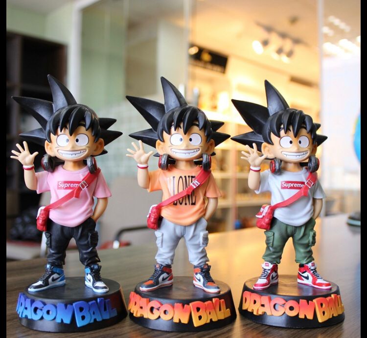 FIGURA DE AÇÃO GOKU MODO JUVENIL - DRAGON BALL