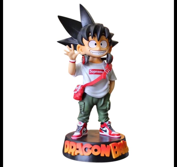 FIGURA DE AÇÃO GOKU MODO JUVENIL - DRAGON BALL