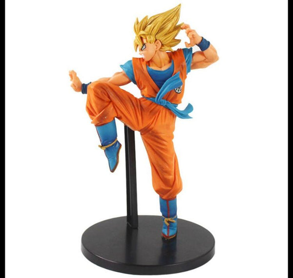 FIGURA DE AÇÃO GOKU ATTACK - DRAGON BALL